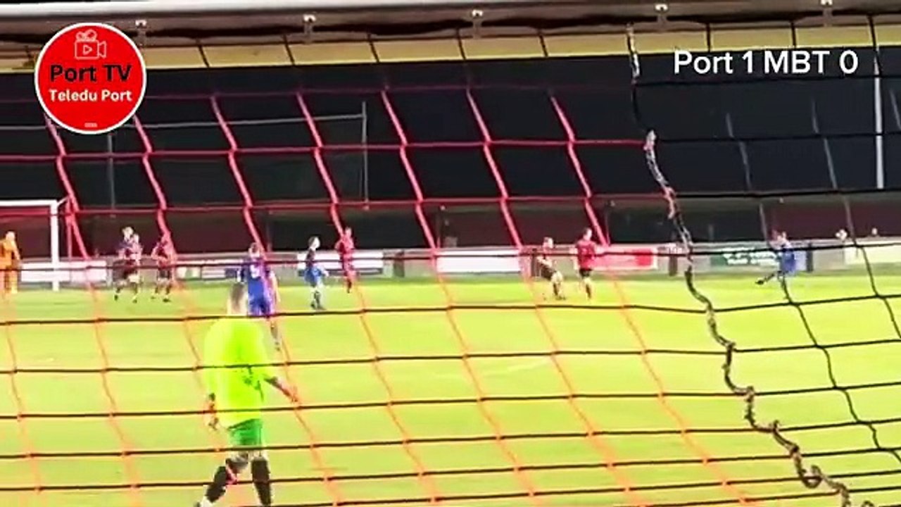 Behind the goal highlights of Porthmadog's 3-0 win against Menai Bridge Tigers