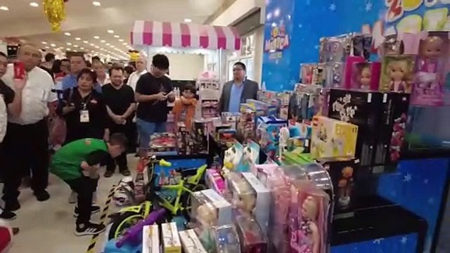 Buen Fin 2024: Joaquín Díaz Mena realiza su primera compra del fin de semana más barato del año