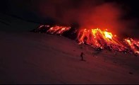 Sciatori notturni sull'Etna: emozionante discesa tra neve e lava incandescente. Il video è virale