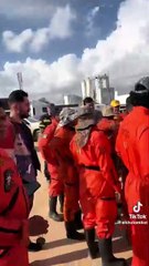 Topos de México acuden a Valencia para ayudar con labores de rescate tras DANA