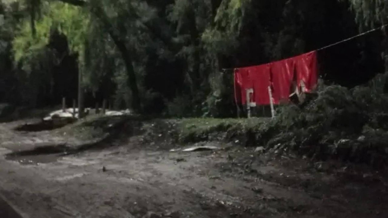 Ya fue retirada bandera del ELN que había sido encontrada en la Autopista Norte en Bogotá