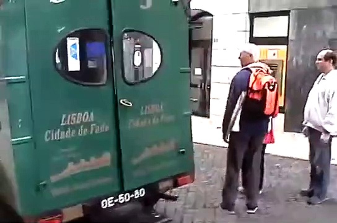 Cidade do Fado 540p [ME1L8jCd4nk]