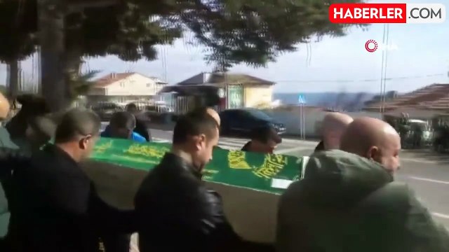 Tekirdağ'da Sobadan Sızan Gazdan Zehirlenen Engelli Kardeş Toprağa Verildi