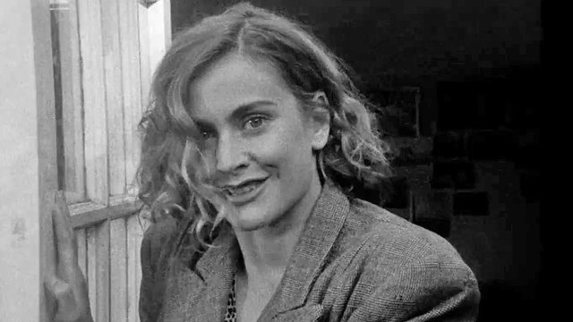 Lola Bande-annonce VO