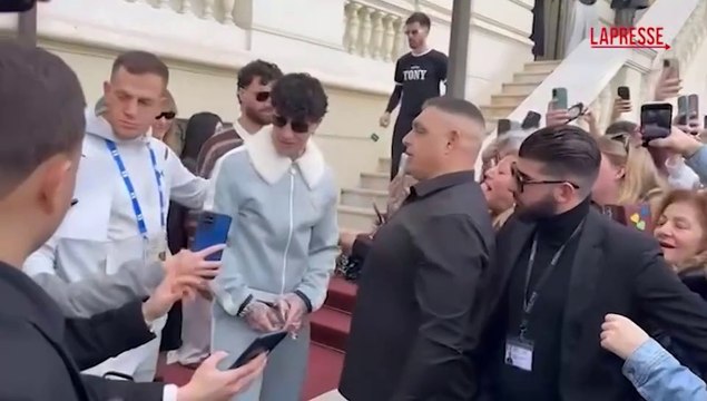 Sanremo 2025, Tony Effe: Incazzato? Oggi meno