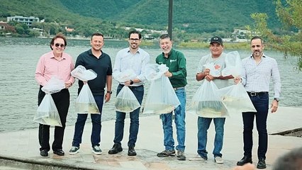 Santiago impulsa turismo con siembra de lobina negra en presa La Boca