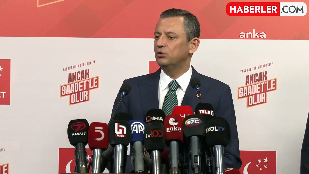 Özgür Özel, Saadet Partisi'ni Ziyaret Etti.