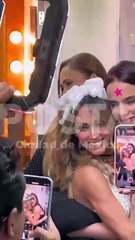 Anahí reparte estrellitas al team Mar (VIDEO)