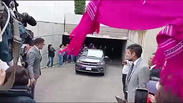 Claudia Sheinbaum llega tarde a toma de posesión en Cámara de Diputados (VIDEO)