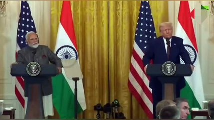 प्रेस वार्ता में भी टेलीप्रॉम्प्टर! ऐसा कौन करता है भाई?