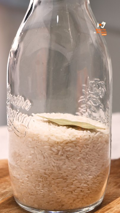 Arroz con hojas de Laurel para evitar insectos