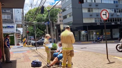Pai e filha ficam feridos em acidente de trânsito no Centro
