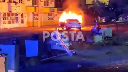 Se incendia un Mercedes Benz tras choque en calle Nazas
