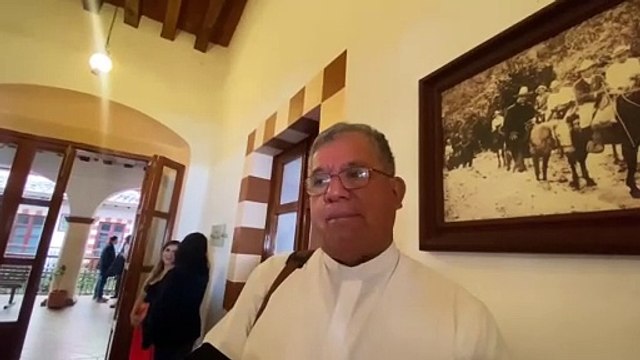 Campesinos sufren por escasez de agua y piden una oración por sus cosechas