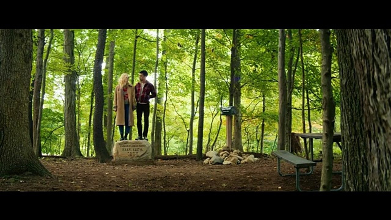 All the Bright Places Romantic Hollywood Movie Explained in Hindi