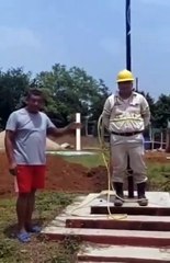 Trabajador de CFE amarrado por quejas de pobladores (VIDEO)