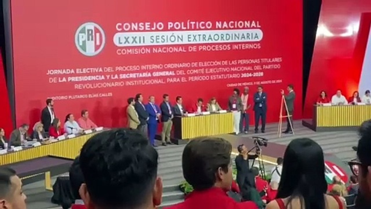 Alito Moreno es reelegido como dirigente nacional del PRI hasta 2028