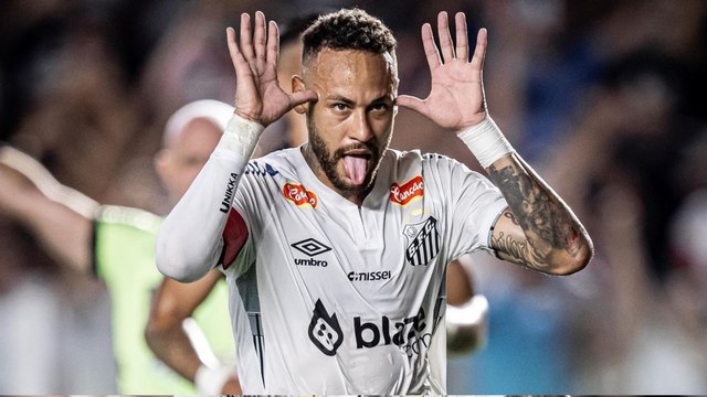 Neymar criticó la pelota en el Campeonato Paulista