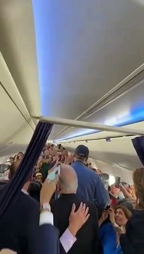 Maduro bloquea vuelos de observadores electorales, denuncia Vicente Fox