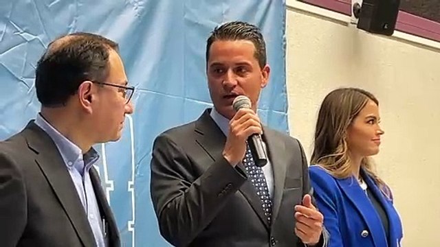 Realiza Adrián de la Garza mesa de trabajo sobre temas de movilidad