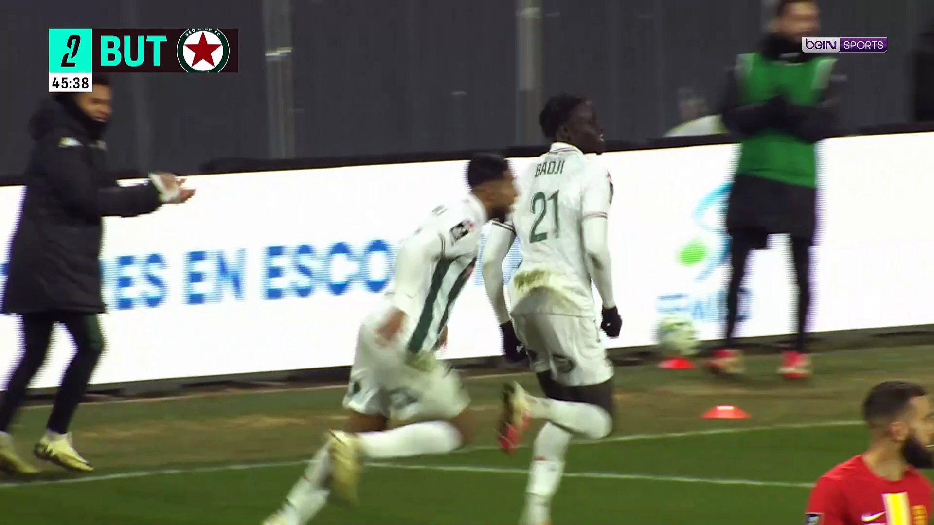 Ligue 2 : Le Red Star s'impose et enfonce Martigues