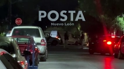 Dejan cuerpos en una camioneta abandonada