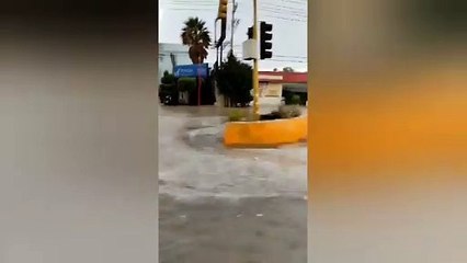 Inundados Los Reyes La Paz, Ecatepec y Tultitlán ( VIDEO)
