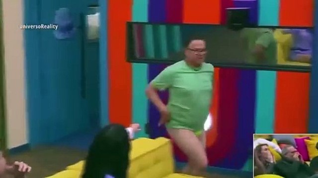 Mario Bezares baila en tanga el gallinazo en LCDLF (VIDEO)