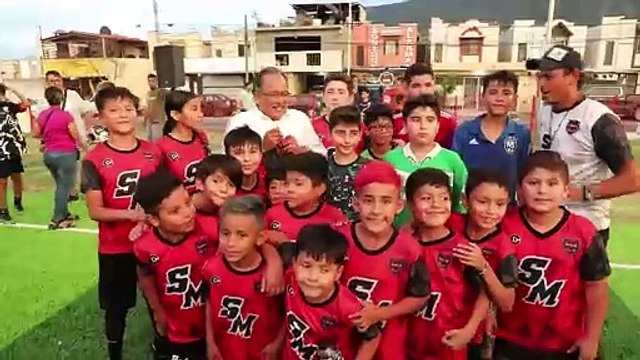 Inaugura Andrés Mijes canchas en Parque Lineal Las Torres de Escobedo