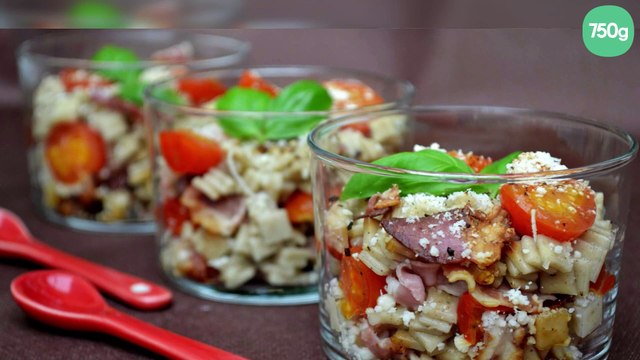 Verrines de crozets à la pancetta grillée et tomates cerise poêlées au miel