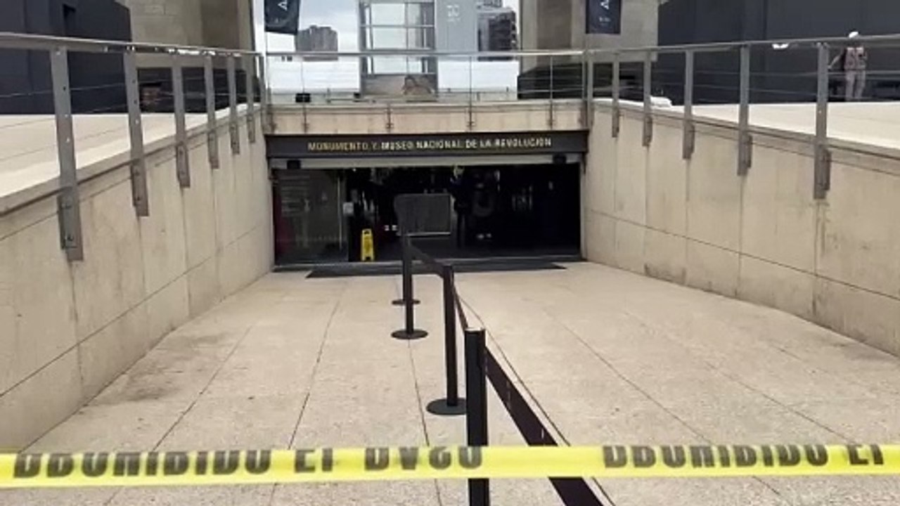 Trabajador muere al caer de 50 metros en el Monumento a la Revolución