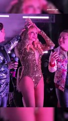 Exhiben a Lucía Méndez haciendo playback durante la Marcha LGBTQ+ 2024 en CDMX