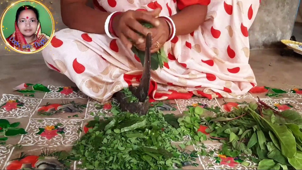 14 রকমের শাক 14 Types of Leafy Greens (Shak) in Bengali Cuisine | Healthy & Nutritious Greens