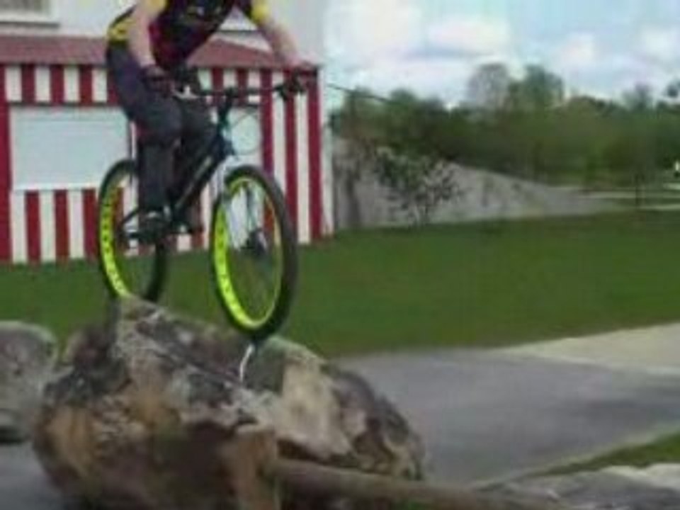 trial sur des pierres 2