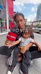 Pide madre migrante ayuda para su bebé