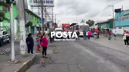 Caos vial en Ecatepec por protesta por agua potable