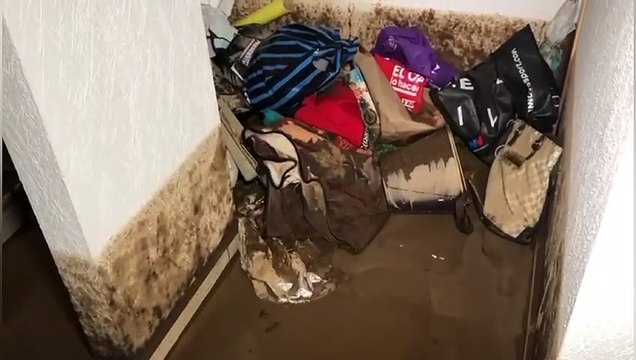 Inician labores de limpieza y retiro de muebles dañados por lluvia en Chalco