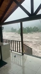 Severos escurrimientos en Ciénega de González por fuertes lluvias (VIDEO)