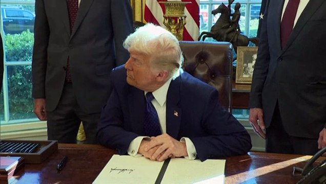 Trump prevé imponer aranceles a los coches importados a EEUU en torno al 2 de abril