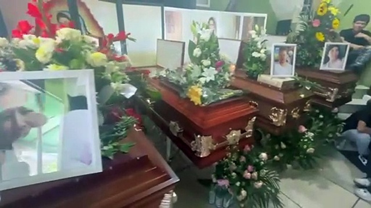 Realizan funerales a víctimas de masacre en León; revelan amenazas de la GN