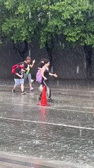 Se registran fuertes lluvias en el centro de Monterrey