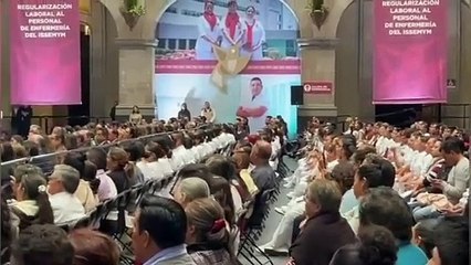 Delfina Gómez otorga 100 plazas a enfermeras del ISSEMYM