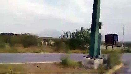 Impactante choque en García: camión de transporte vs tren (VIDEO)