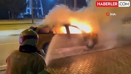 Bursa'da Seyir Halindeki Araç Alev Aldı