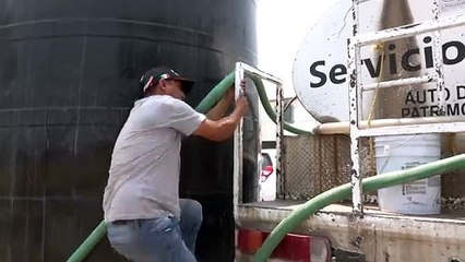 Refuerzan entrega de agua en Santa Catarina por falla en transformadores