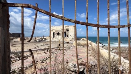 Gazze'deki 'Blue Beach' tatil köyündeki yıkım görüntülendi
