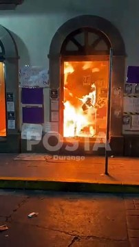 Tienda Coppel de Durango es incendiada como protesta por muerte de Eva Liliana