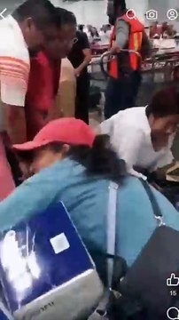 Pelean en Costco Celaya por ventiladores