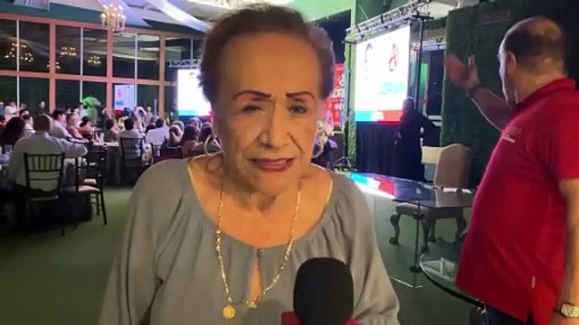 Artistas y comediantes regios se reúnen con Adrián de la Garza (VIDEO)