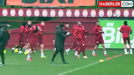 Kırmızı kart gören Kaan Ayhan'dan açıklama